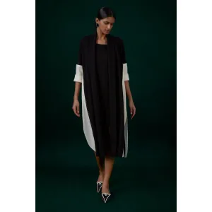 AMPM Black Saba Throw